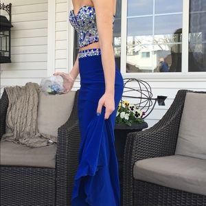 Faviana beautiful mermaid gown!!